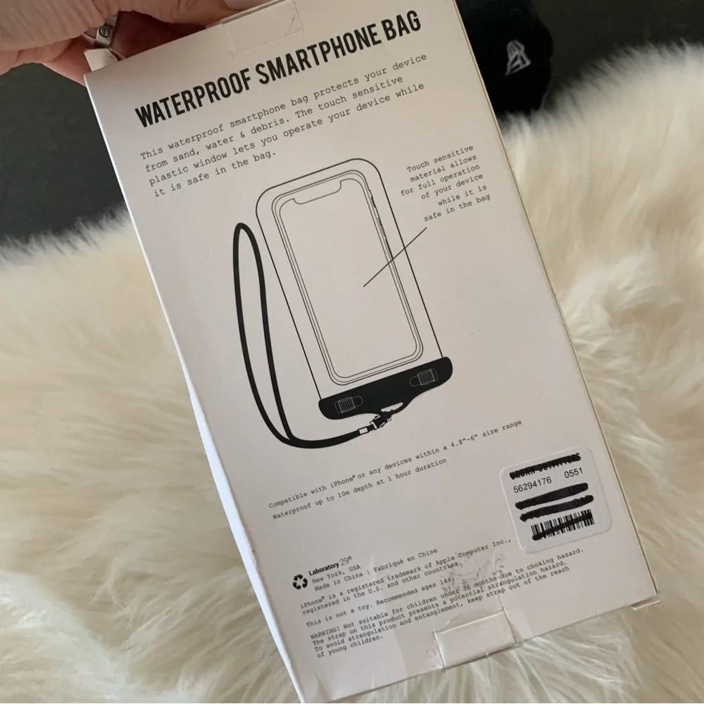 Urban Outfitters Waterproof Smartphone Bag -Black
